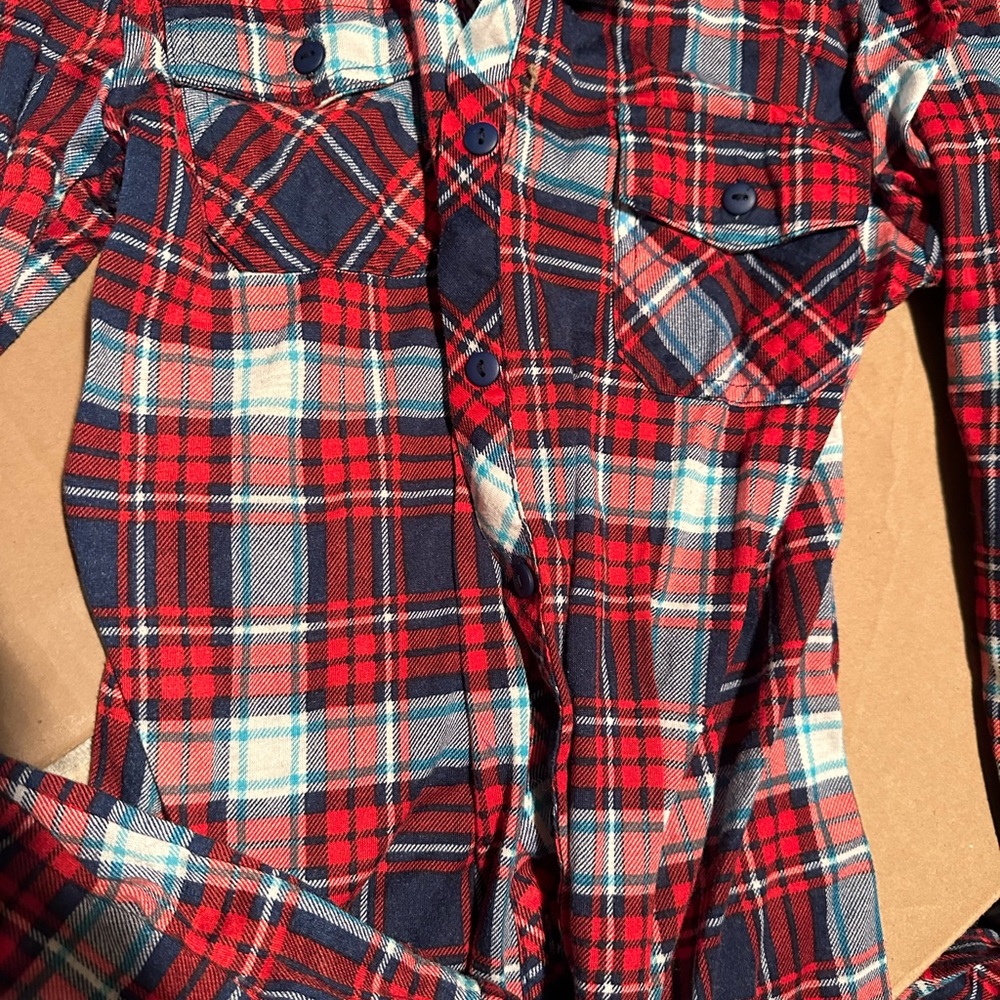 Passport medium girls shirt multi color